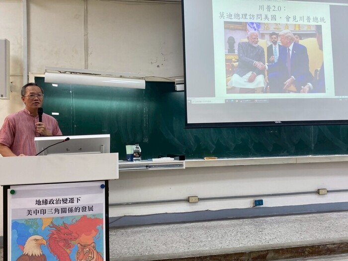 始業活動專題演講